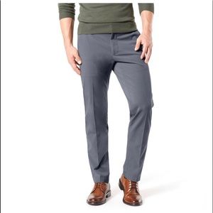 Dockers Men's Classic Fit Workday Smart 360 Flex